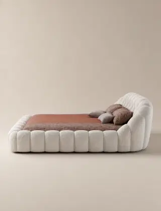 C057 Football Bed 5