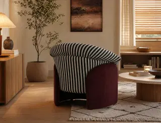 6018 Wraparound Lounge Chair 5