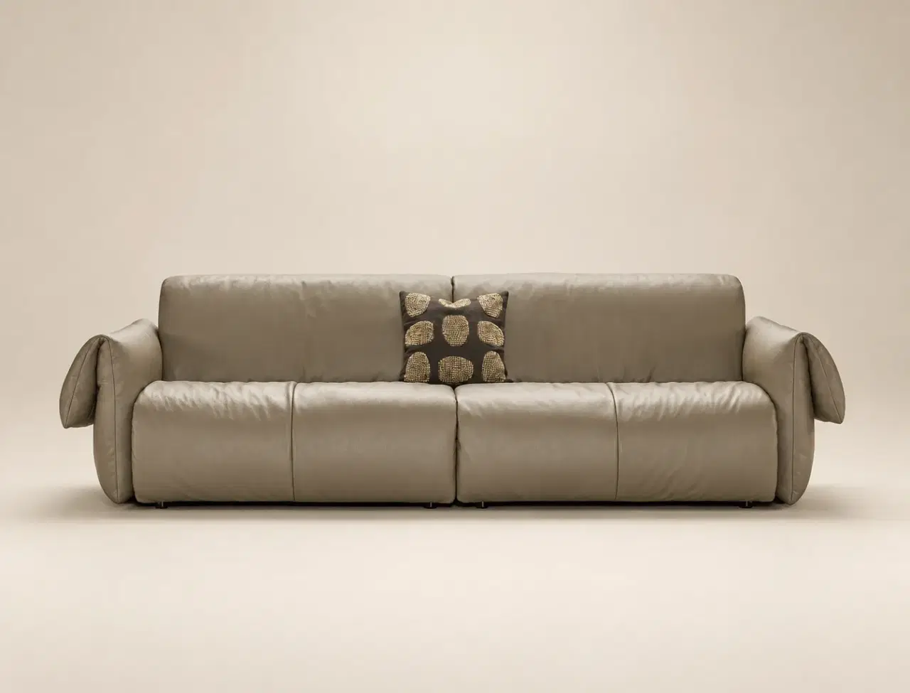 D9009 Mist Rock Cloud Retreat Three-Seater Sofa