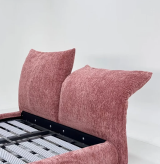 C061 Petal Bed 11