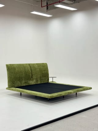 C062 Floating Petal Bed 3