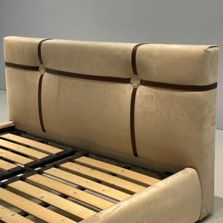 C056 Strap Bed 7