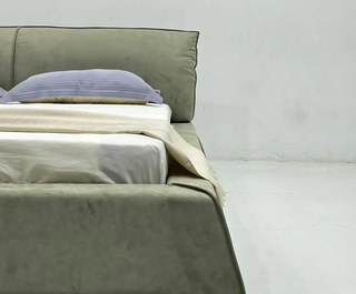C055 Paris Bed 6