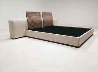 C021 Minotti Yang Bed 9