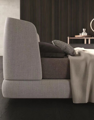 C024 Levis Bed 9