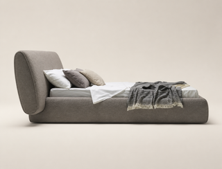 C112 Minotti Blake Upholstered Bed 4