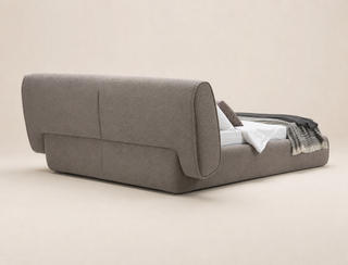C112 Minotti Blake Upholstered Bed 5