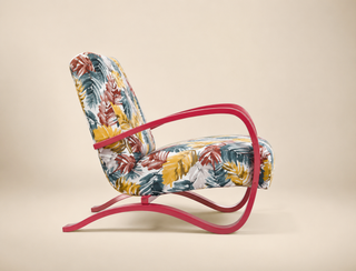 DFF128 Ribbon Chair 3