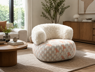 Original Round Embrace Chair 3