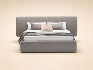 C112 Minotti Blake Upholstered Bed 1