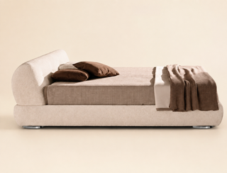 C027 Supermoon Upholstered Bed 1