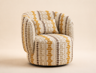DA-02 Swivel Lounge Chair 1